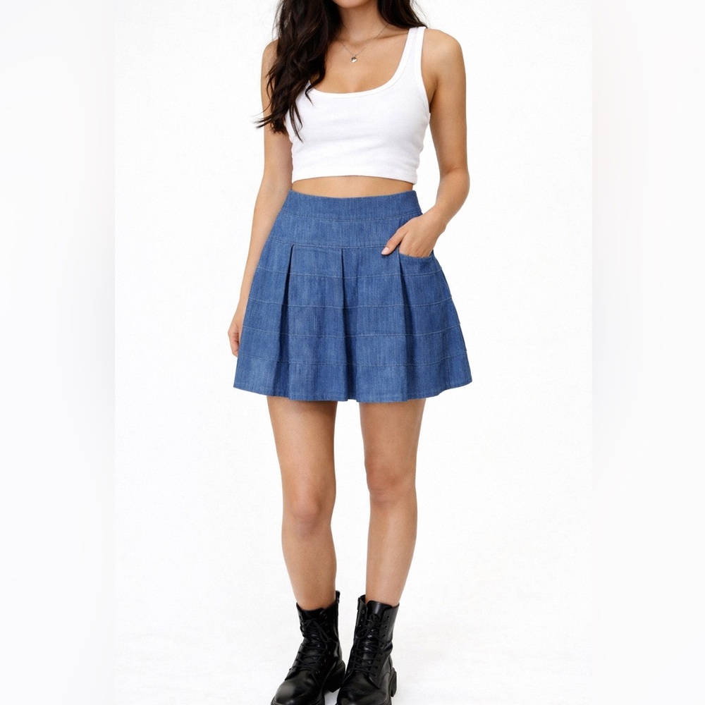 Buttons Blue Faux Denim Pleated Mini-Skirt - Size L Stretch